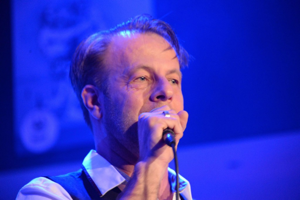 ../Images/Heel Noordwijkerhout zingt Hazes 245.jpg